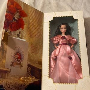 - NRFB Vintage Sweet Valentines Barbie Special Edition 💕
